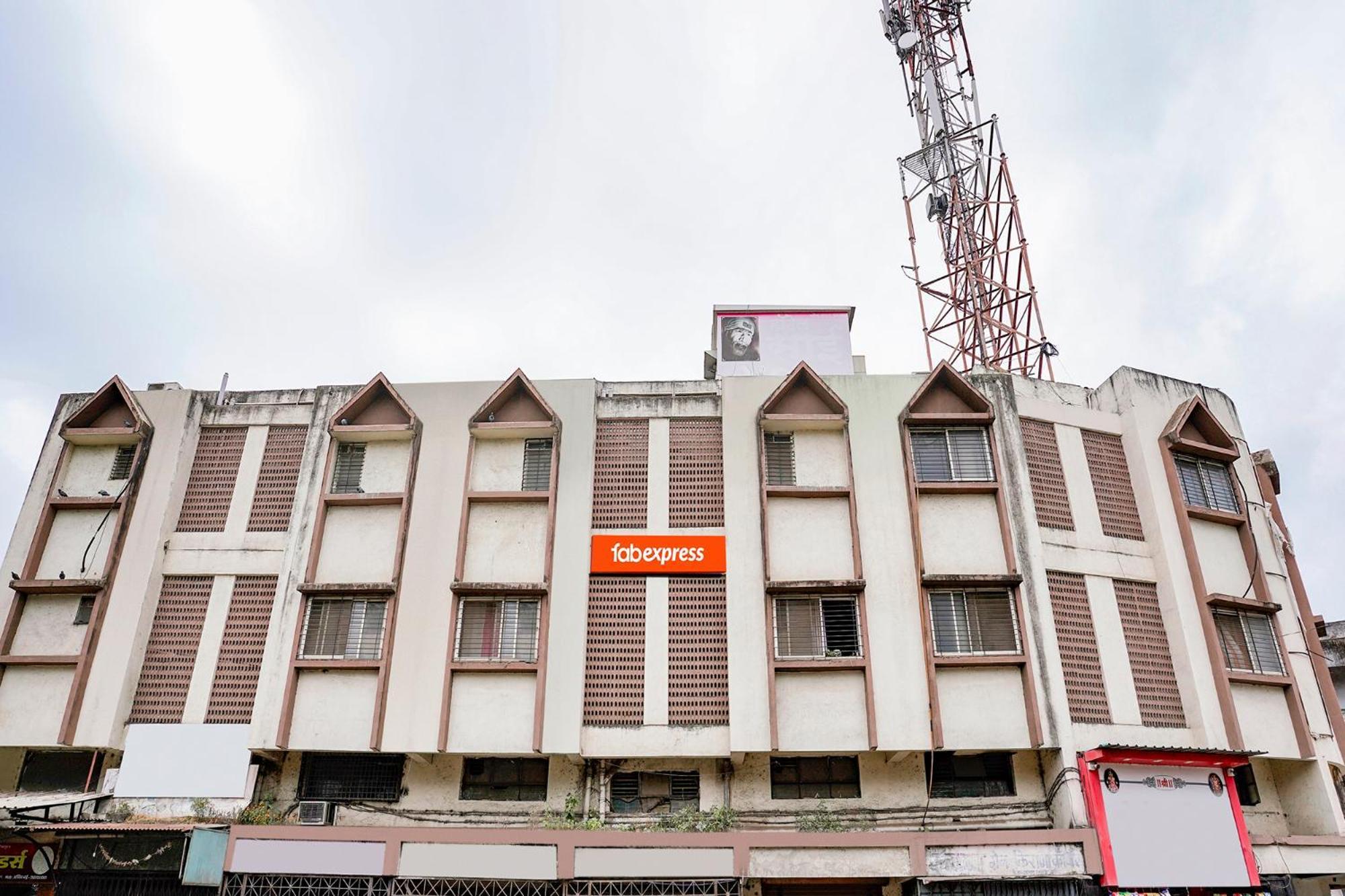 Fabexpress Sai Lodging - Nashik Railway Station Deolāli Exteriér fotografie